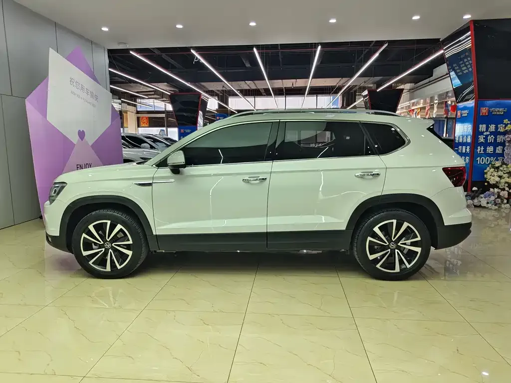 Volkswagen Tharu — фото 2