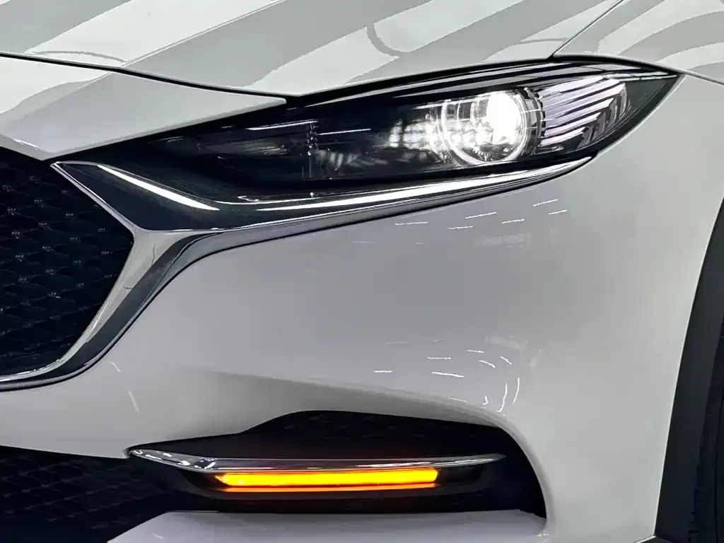 Mazda CX-4 2023 из CN, фото 4