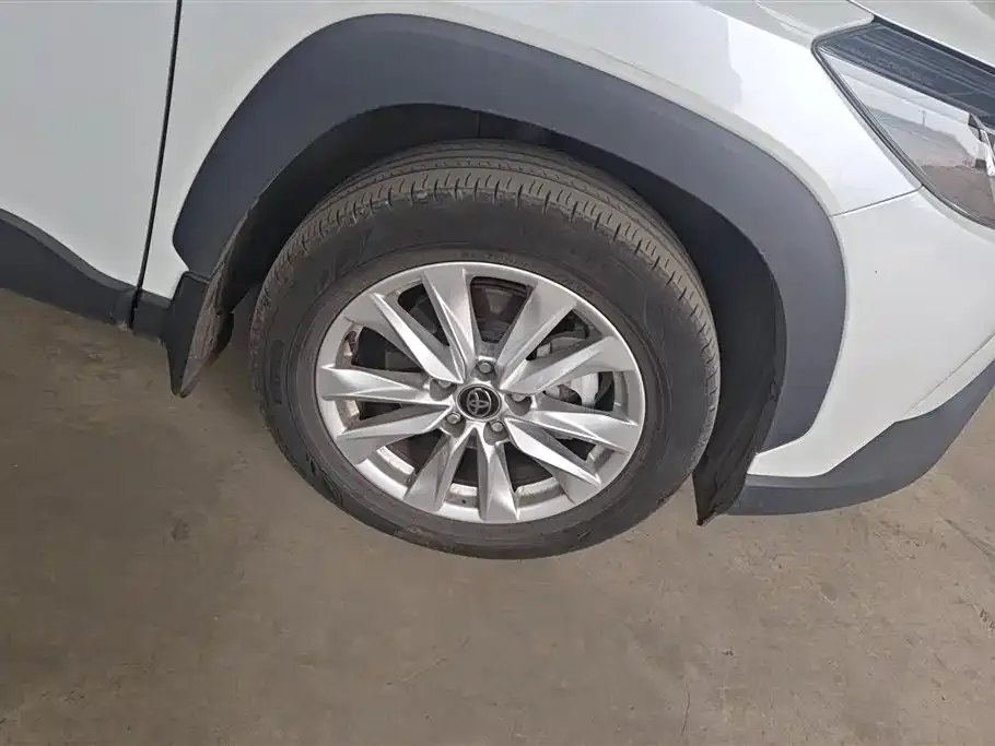 Toyota Corolla Cross 2025 из CN, фото 2
