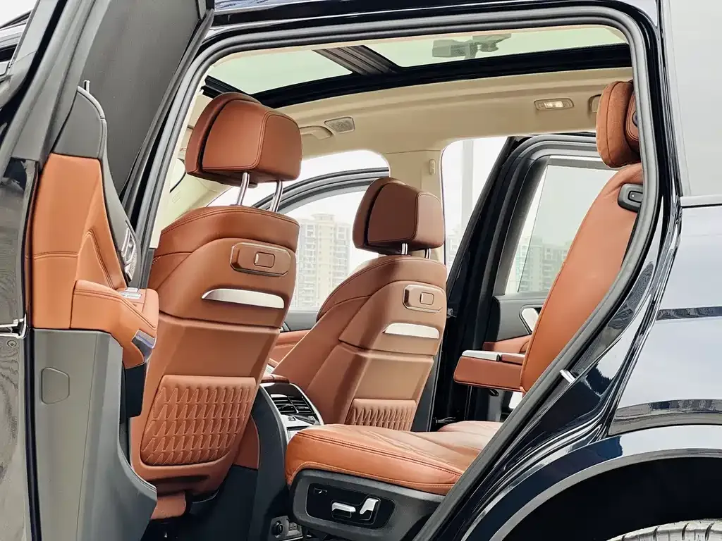 BMW X7 2023 из CN, фото 6