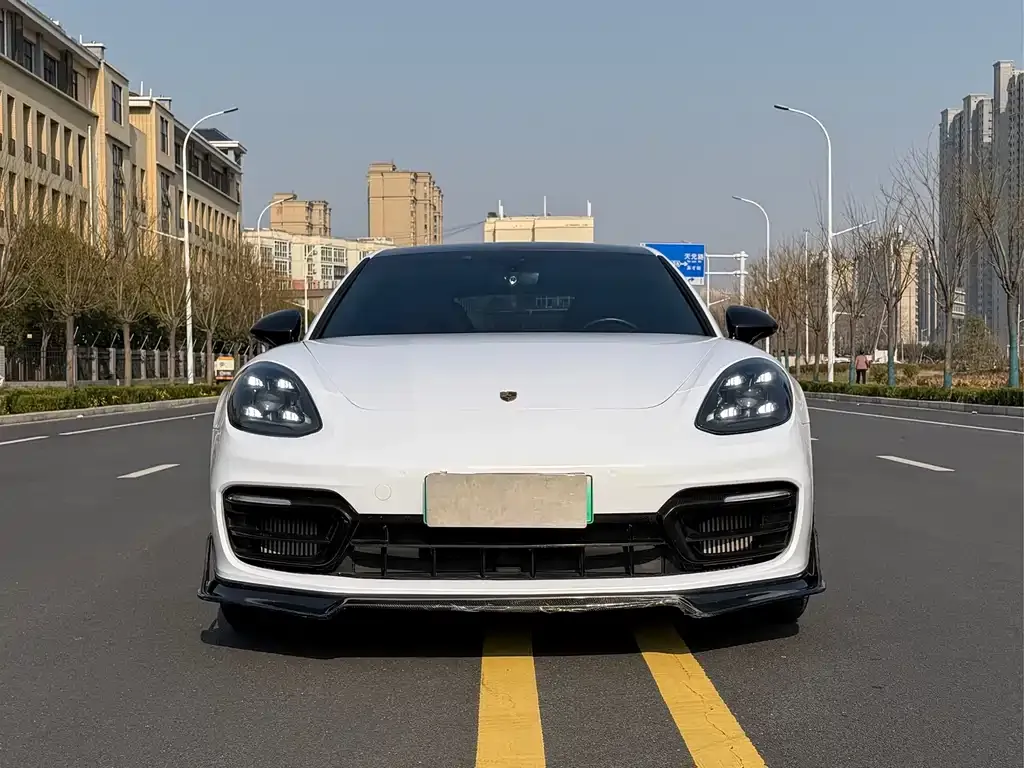 Porsche Panamera Hybrid — фото 10