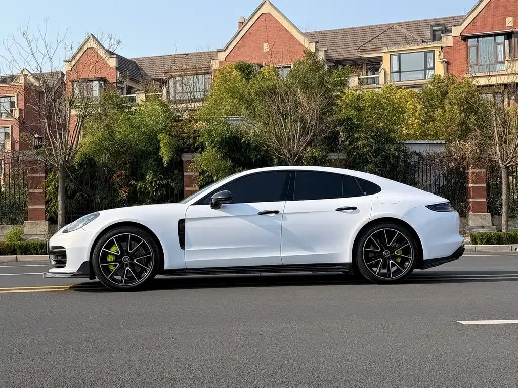 Porsche Panamera Hybrid — фото 9