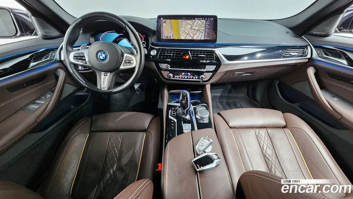 BMW 5-Series — фото 10