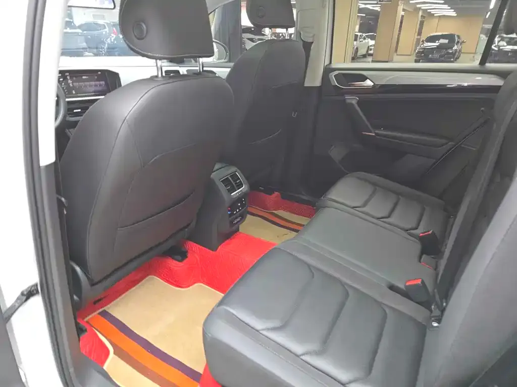 Volkswagen Tayron 2022 из CN, фото 10