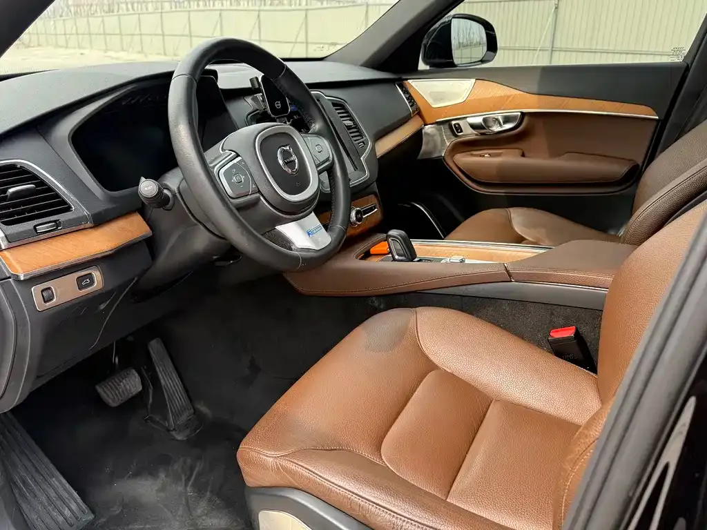 Volvo XC90 2021 из CN, фото 5