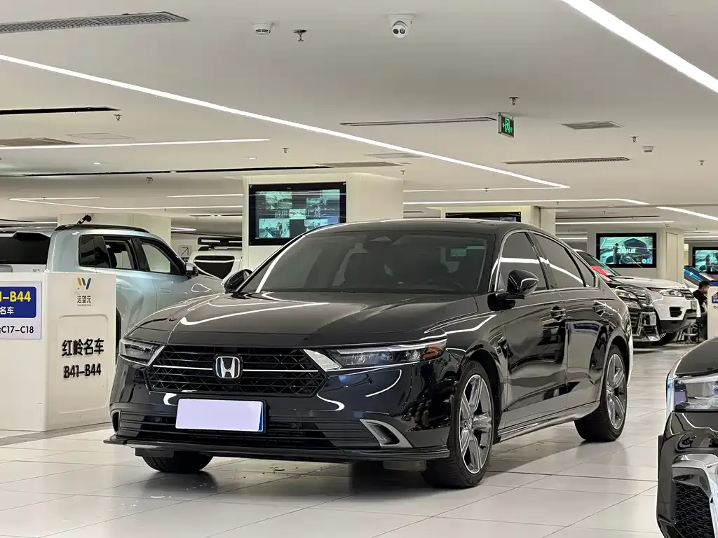 Honda Accord 2023 из CN, фото 1