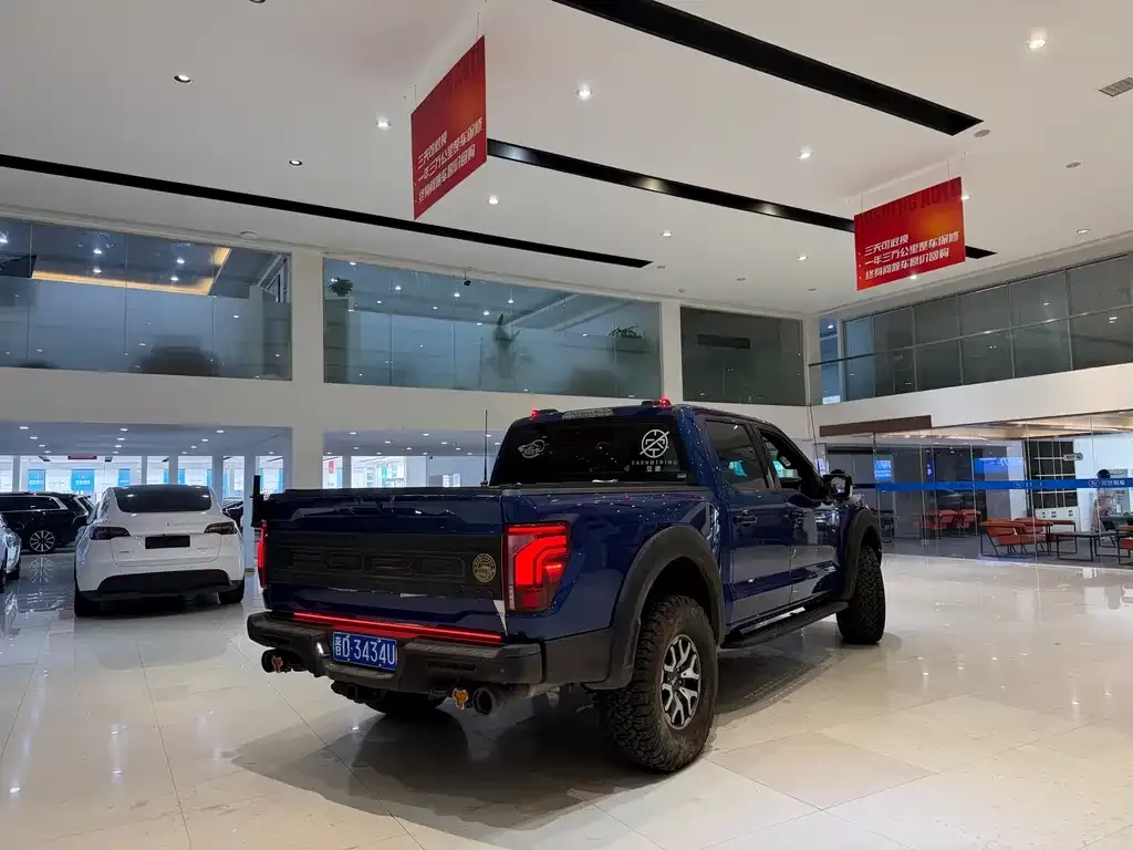 Ford F-150 Raptor 2023 из CN, фото 2