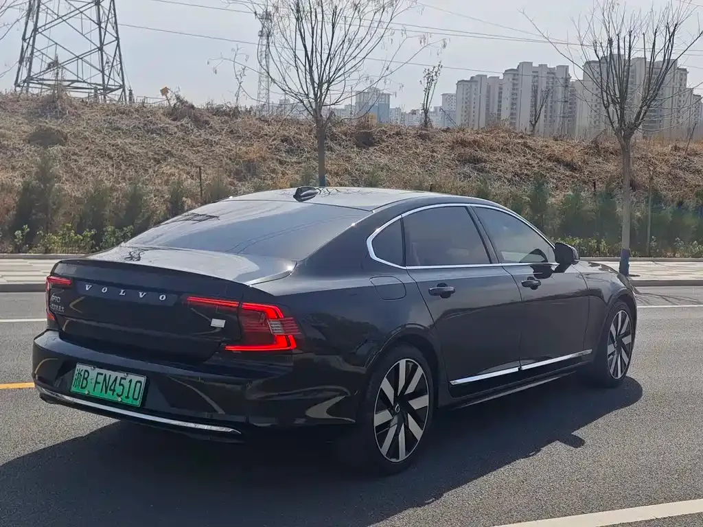 Volvo S90 PHEV — фото 10