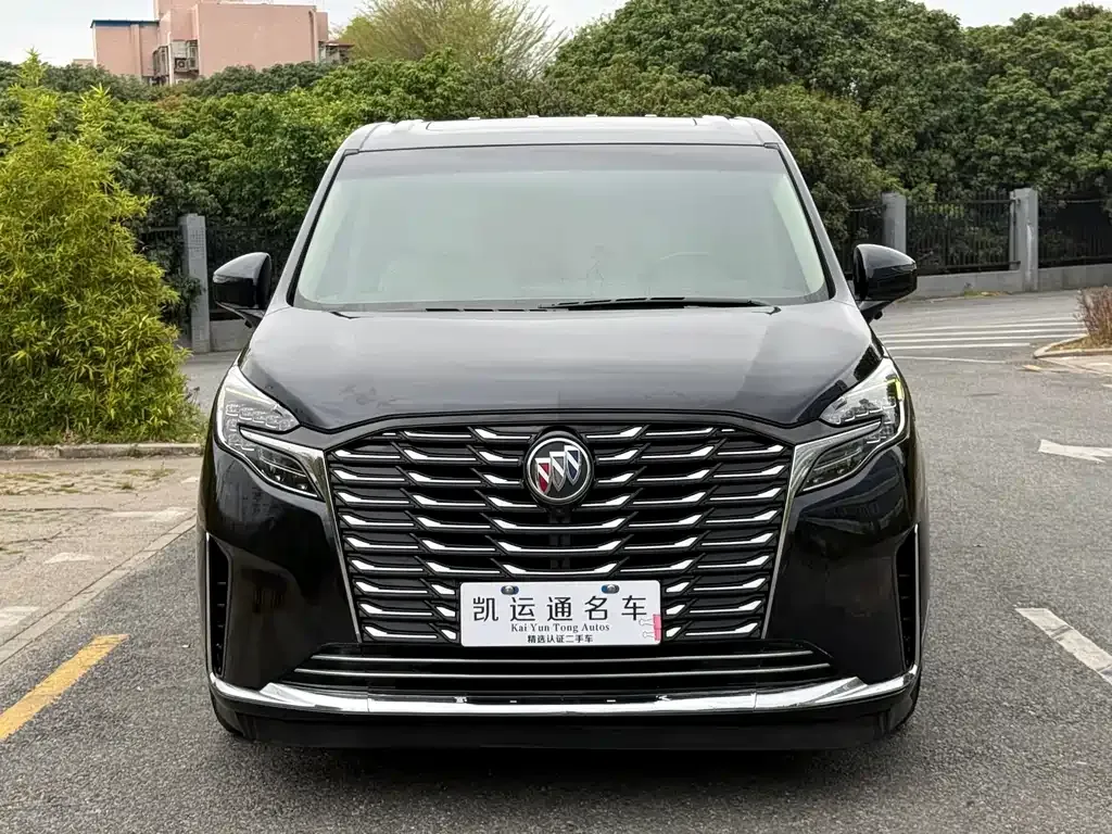 Buick GL8 2023 из CN, фото 1