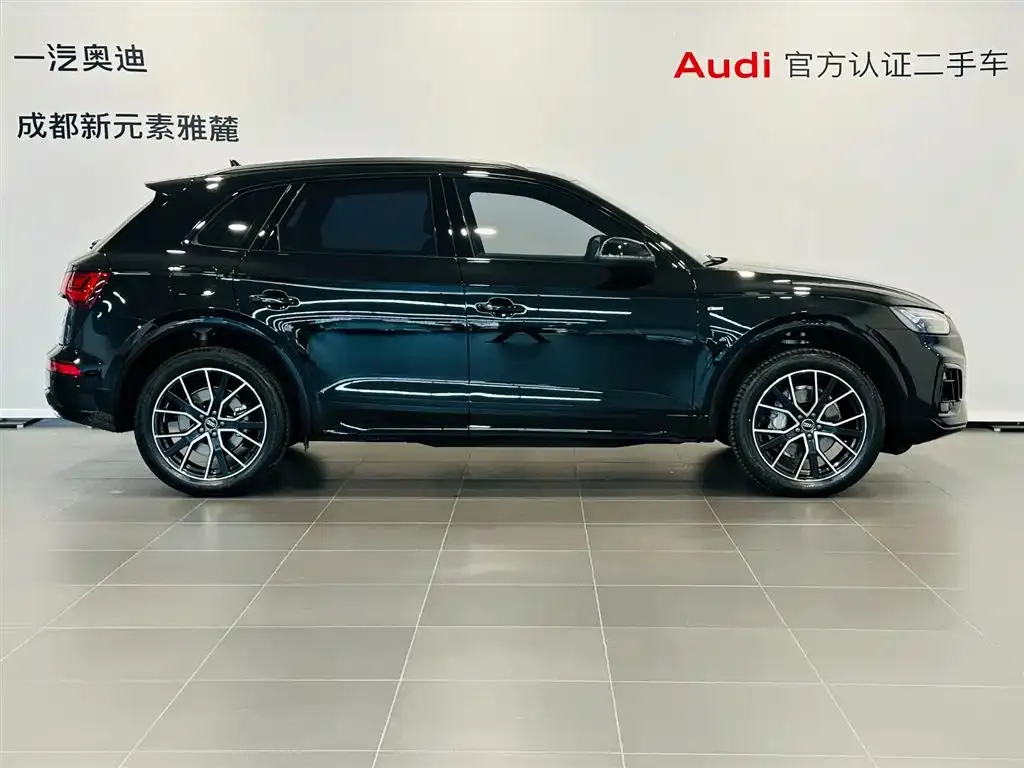 Audi Q5L — фото 4
