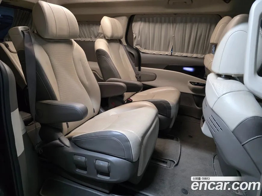 Kia Carnival 2023 из KR, фото 2