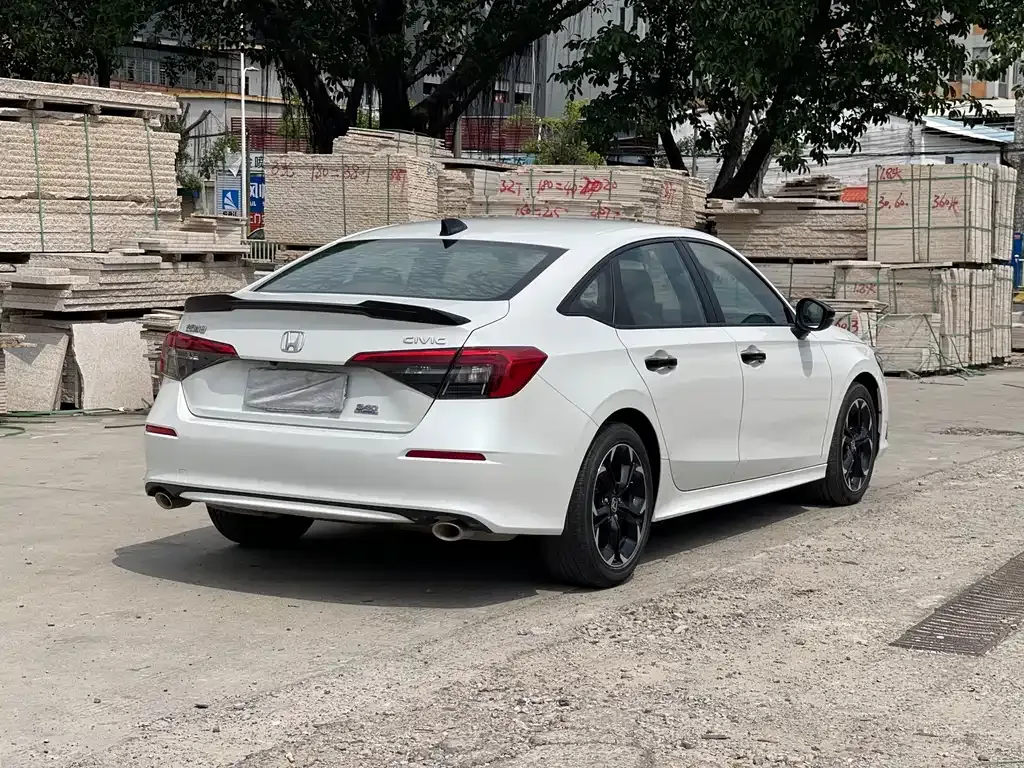 Honda Civic — фото 3