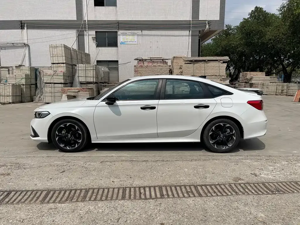 Honda Civic — фото 9