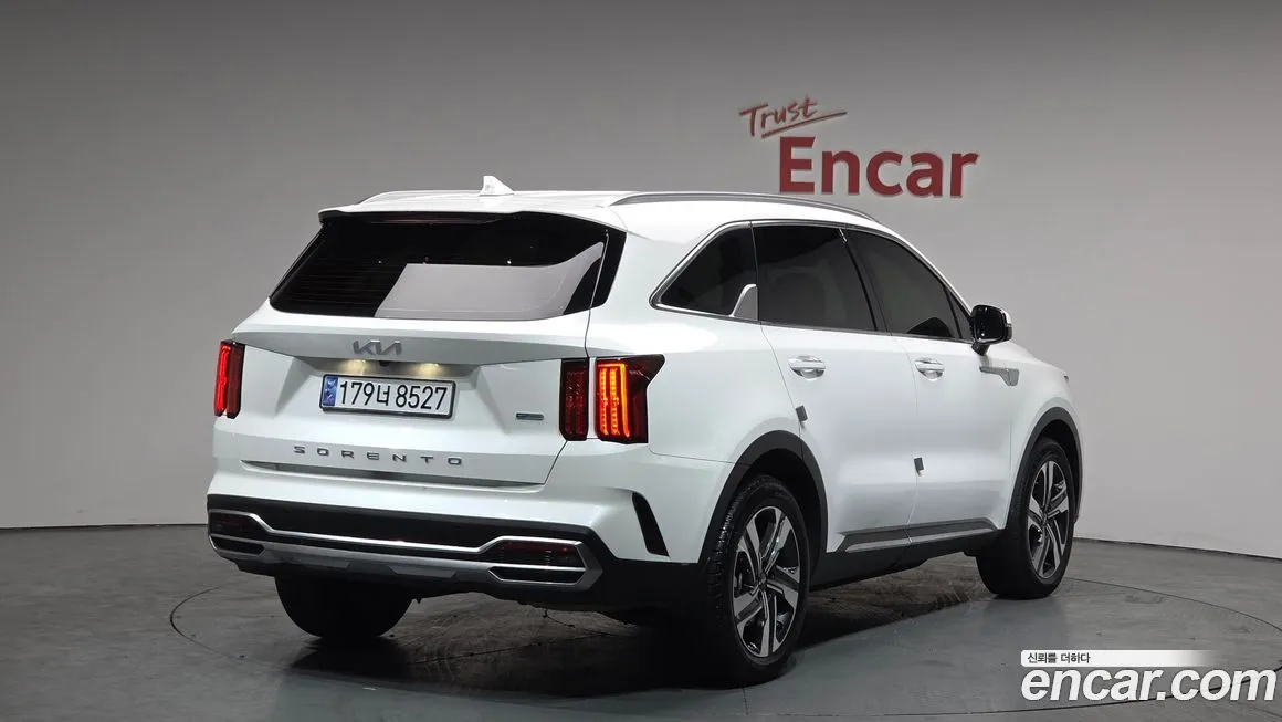 Kia Sorento — фото 5