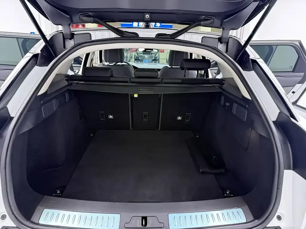 Land Rover Velar 2021 из CN, фото 7