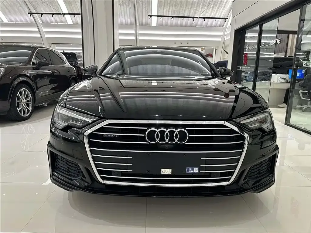 Audi A6L — фото 7