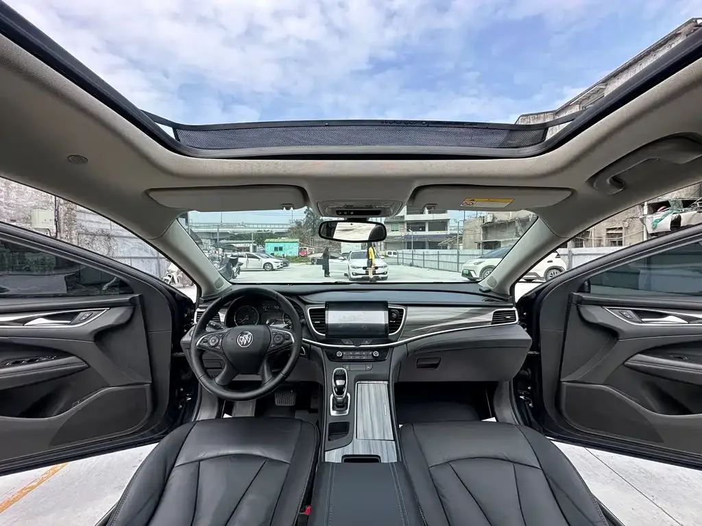 Buick LaCrosse 2021 из CN, фото 2