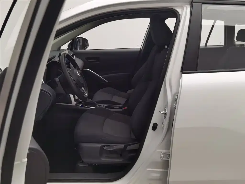 Toyota Frontlander 2024 из CN, фото 4