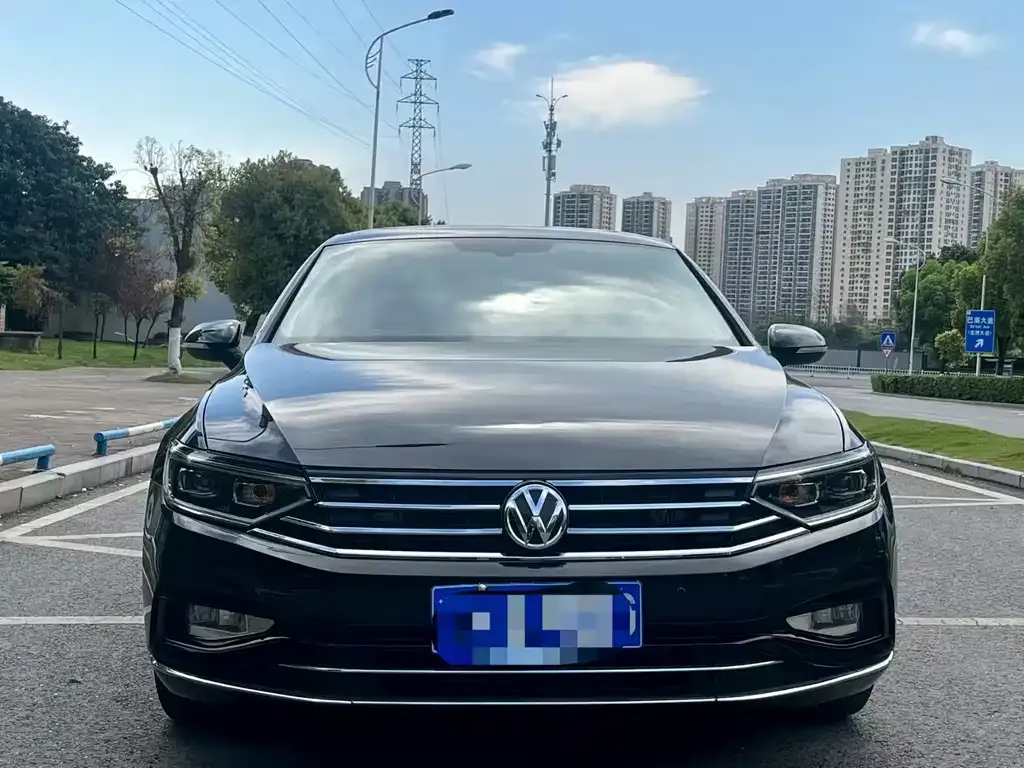 Volkswagen Magotan 2022 из CN, фото 8