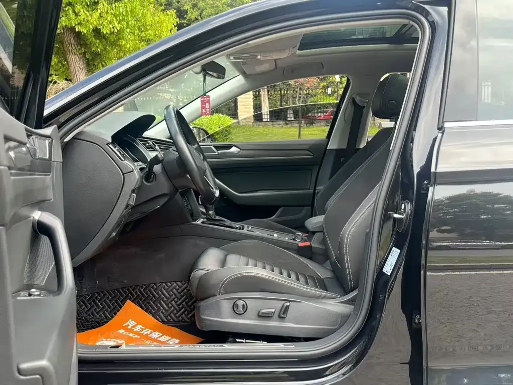 Volkswagen Magotan 2022 из CN, фото 7