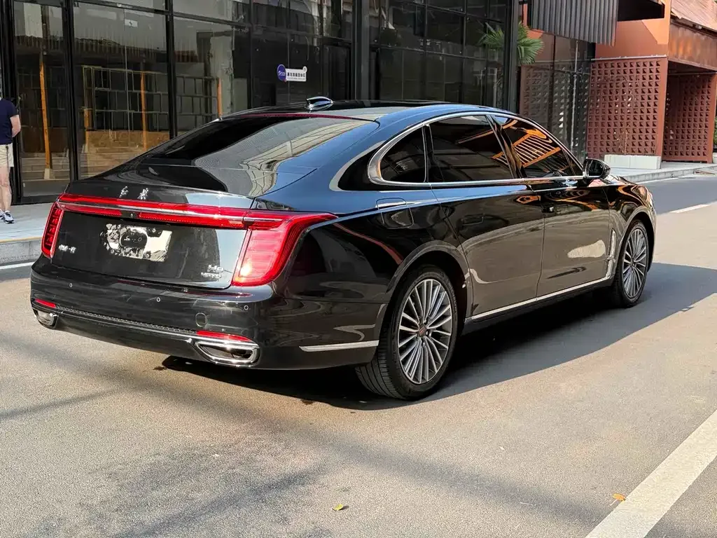 Hongqi H9 — фото 10