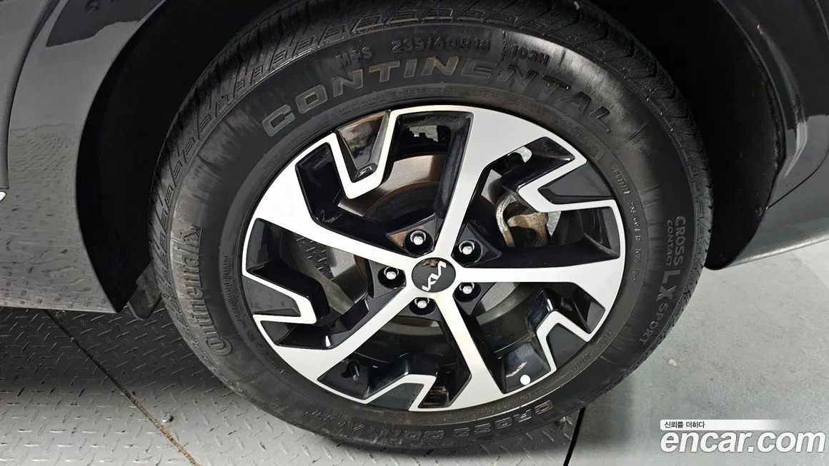 Kia Sportage — фото 7