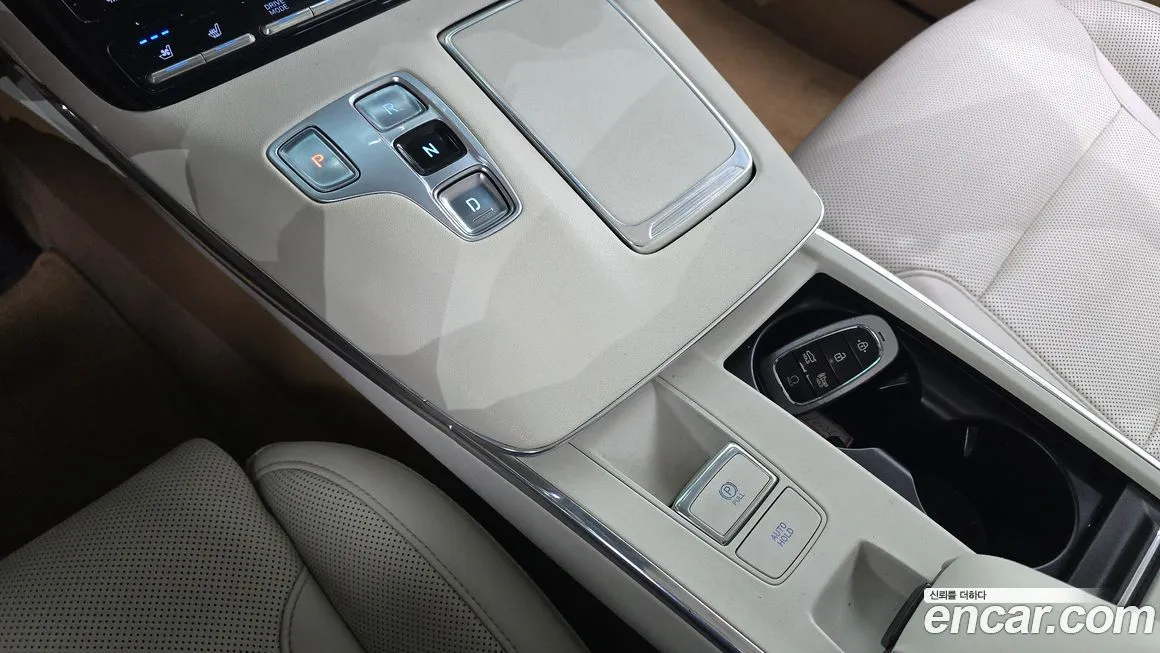 Hyundai Grandeur 2022 из KR, фото 10