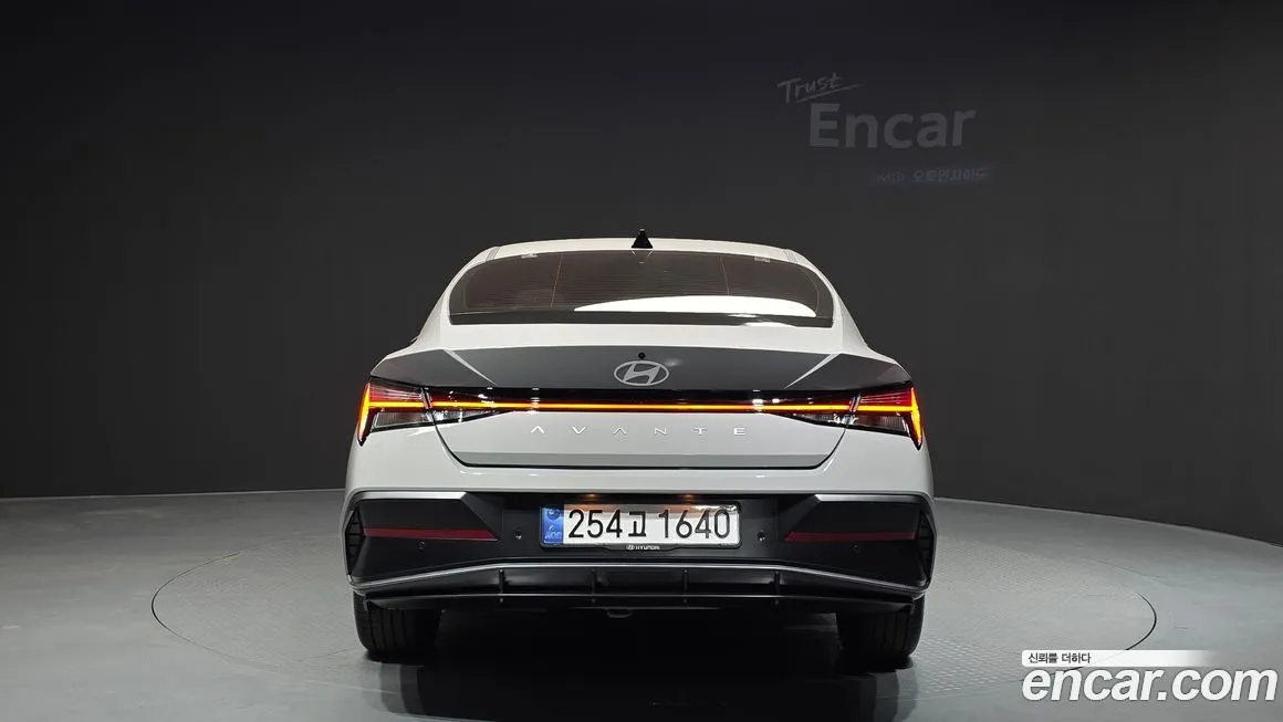 Hyundai AVANTE — фото 2