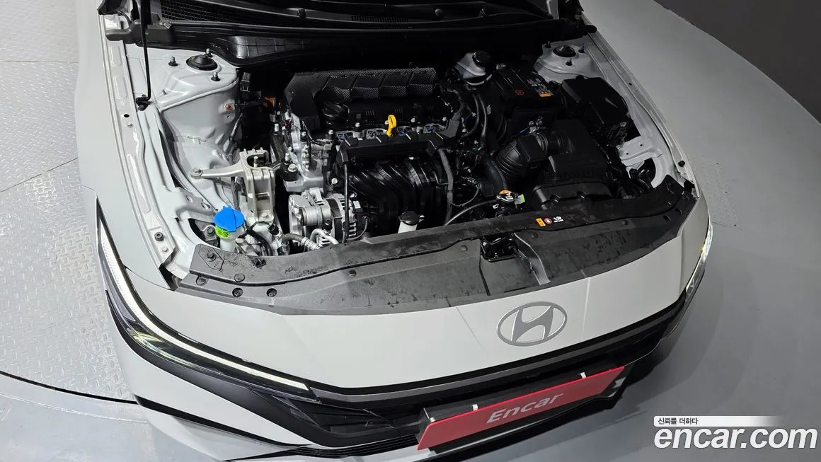 Hyundai AVANTE — фото 3