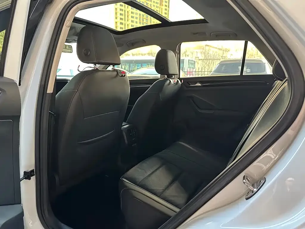 Volkswagen T-Roc 2022 из CN, фото 6