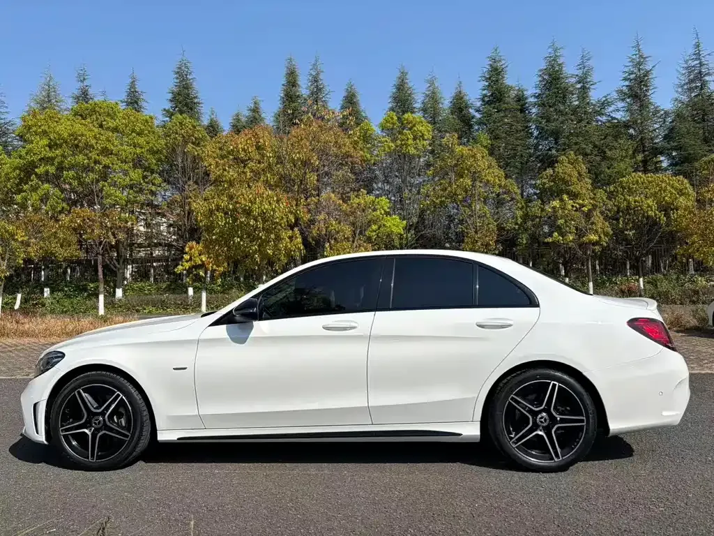 Mercedes-Benz C-Class — фото 8