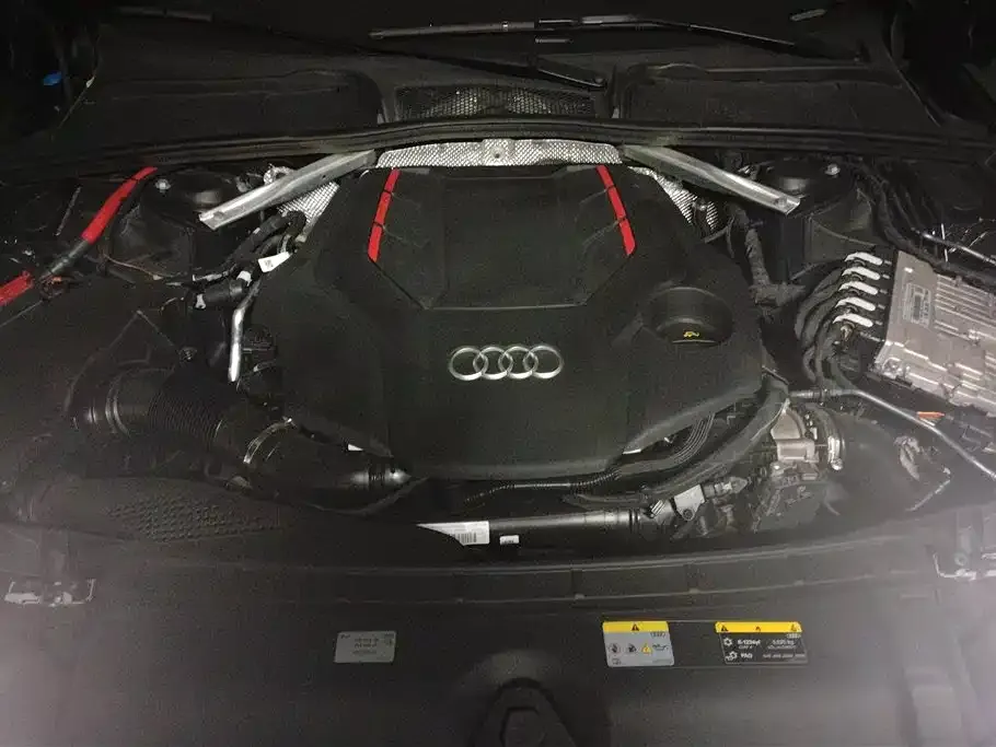 Audi S4 2024 из CN, фото 6