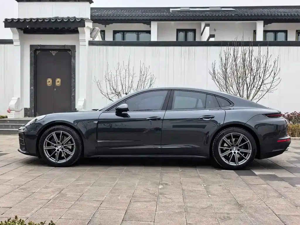Porsche Panamera 2025 из CN, фото 9