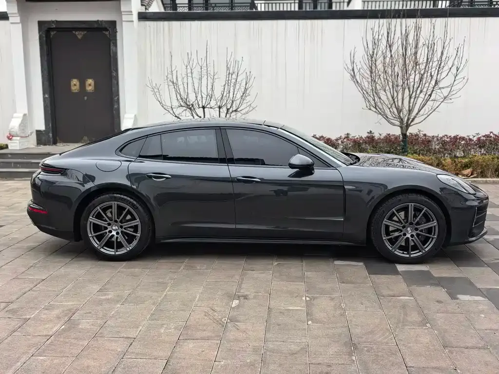 Porsche Panamera 2025 из CN, фото 8
