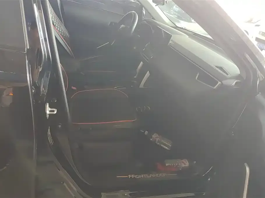 Toyota Frontlander 2023 из CN, фото 2