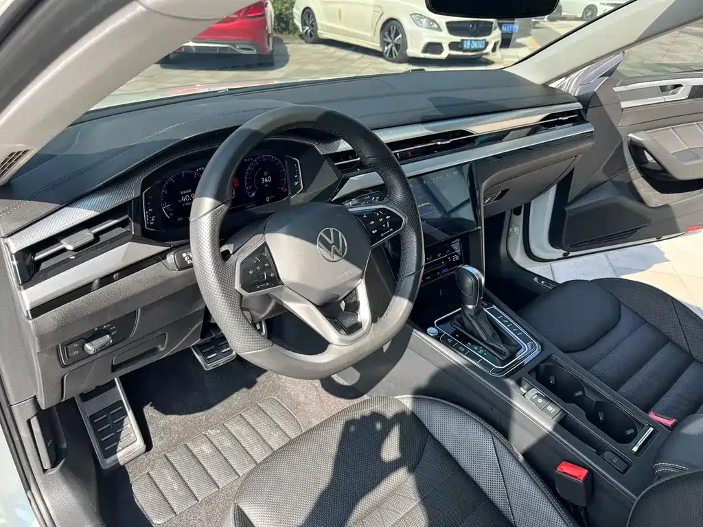 Volkswagen CC 2022 из CN, фото 9