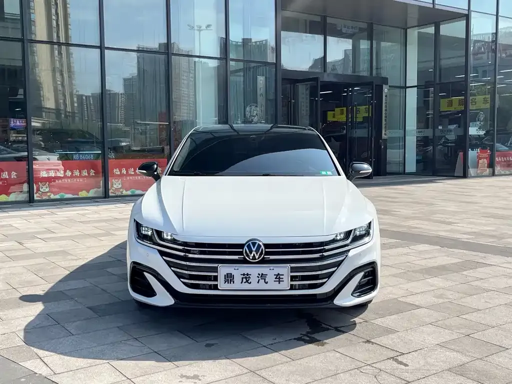 Volkswagen CC 2022 из CN, фото 2