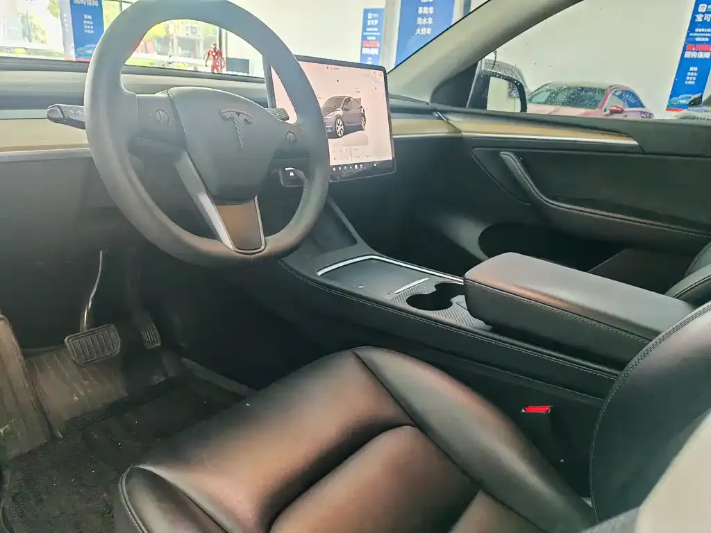 Tesla Model Y 2022 из CN, фото 10