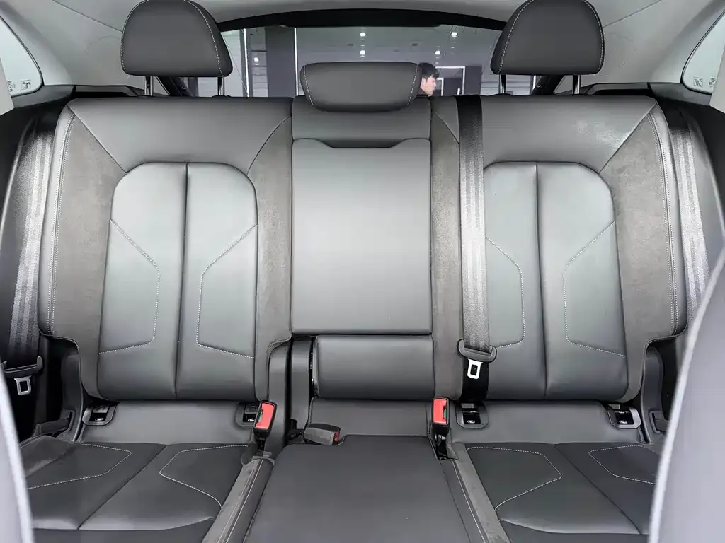 Audi Q3 Sportback — фото 6