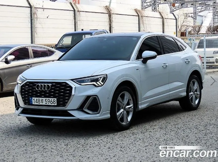 Audi Q3 2023 из KR, фото 6