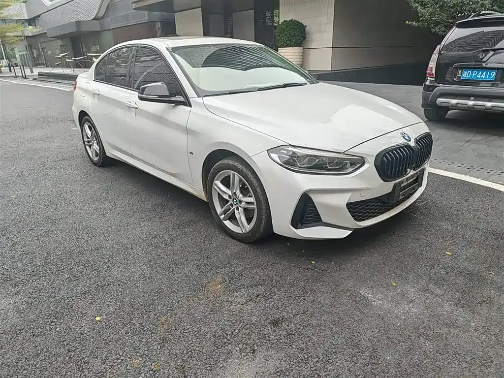 BMW 1 Series 2022 из CN, фото 7