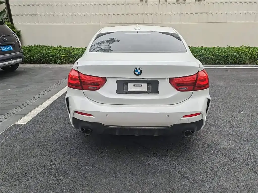 BMW 1 Series 2022 из CN, фото 5