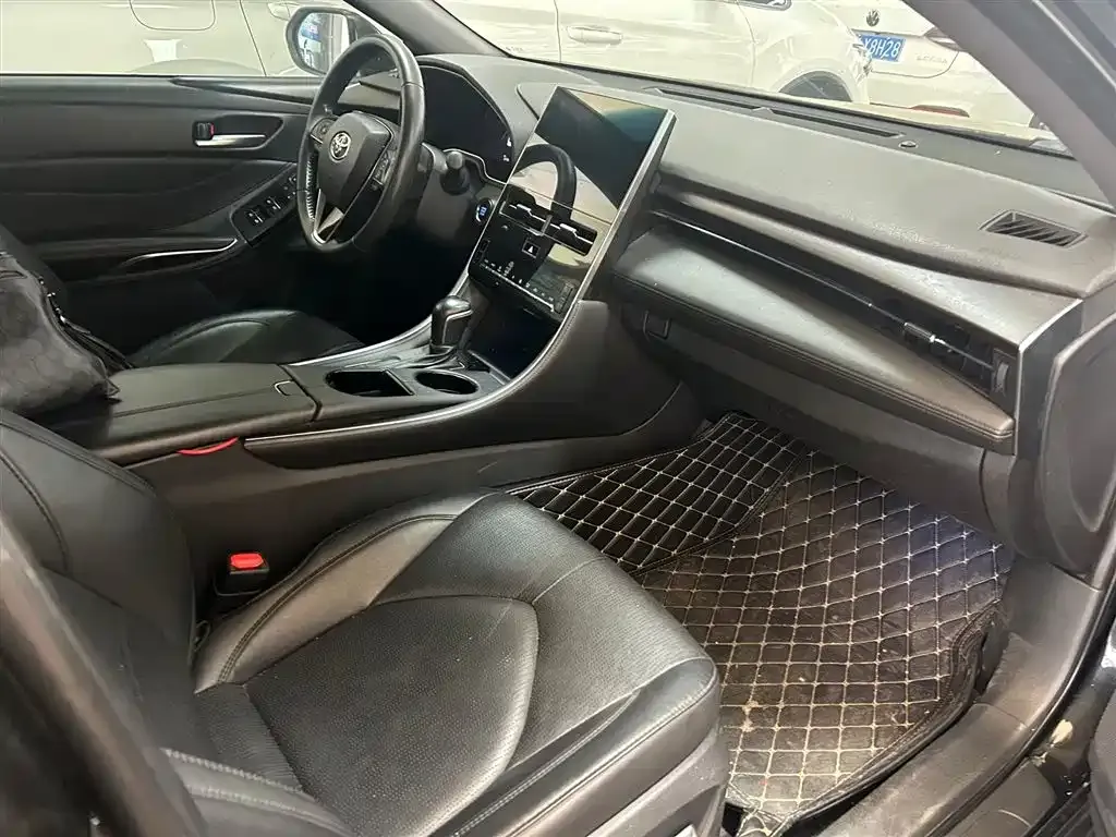 Toyota Avalon 2023 из CN, фото 3