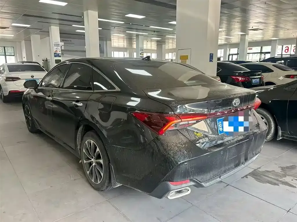 Toyota Avalon 2023 из CN, фото 5