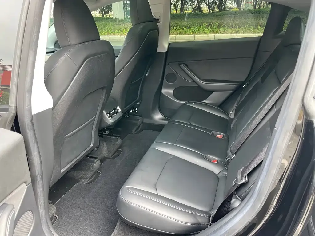 Tesla Model Y 2022 из CN, фото 7
