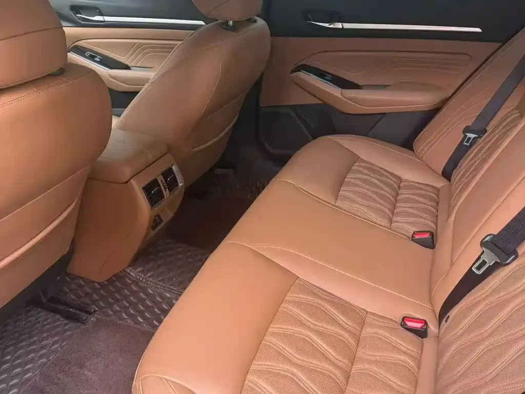Nissan Teana 2024 из CN, фото 2