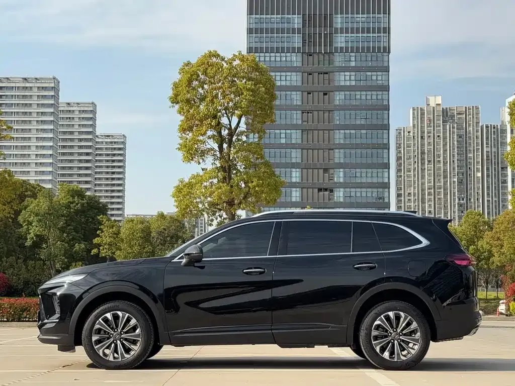 Buick Envision Plus — фото 3