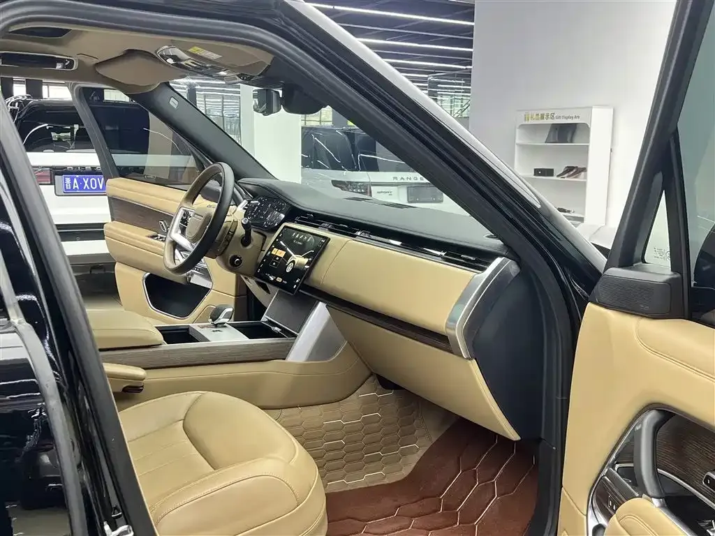 Land Rover Range Rover 2024 из CN, фото 7