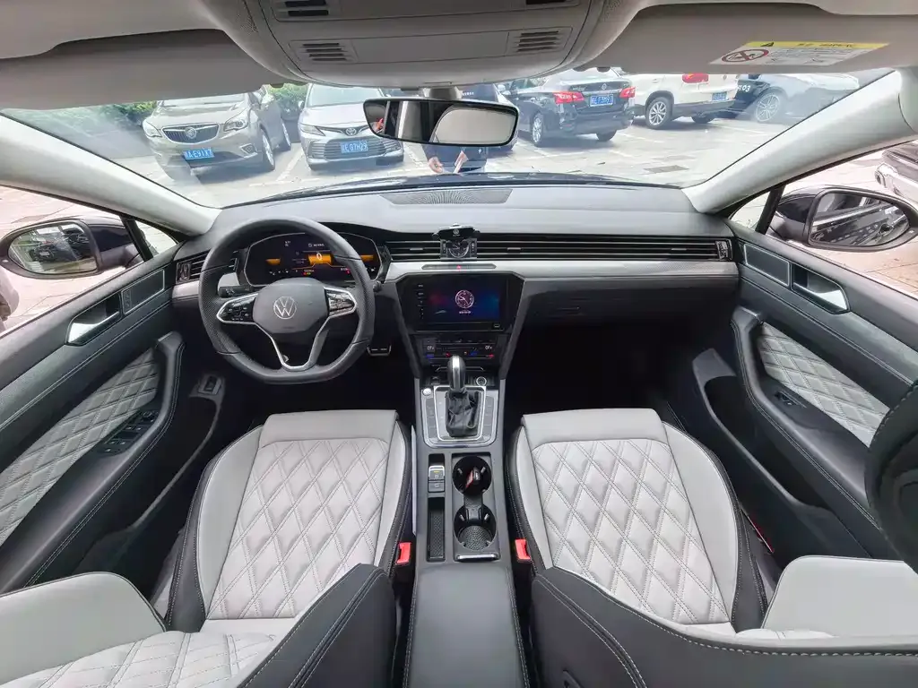 Volkswagen Magotan 2025 из CN, фото 7