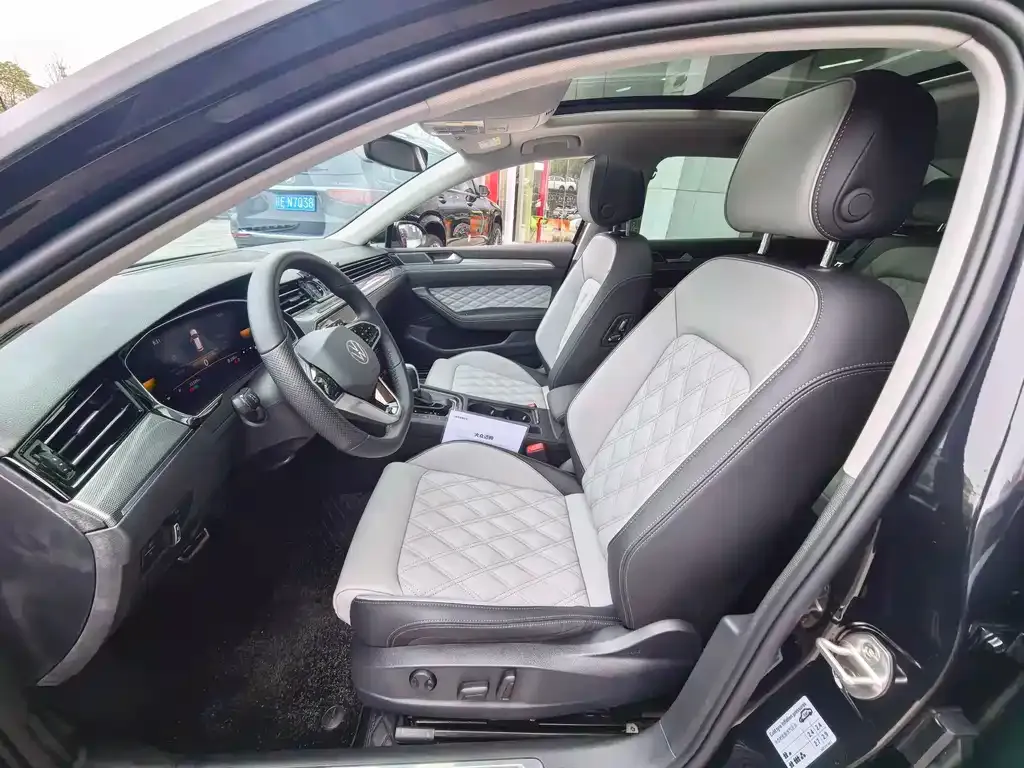 Volkswagen Magotan 2025 из CN, фото 2